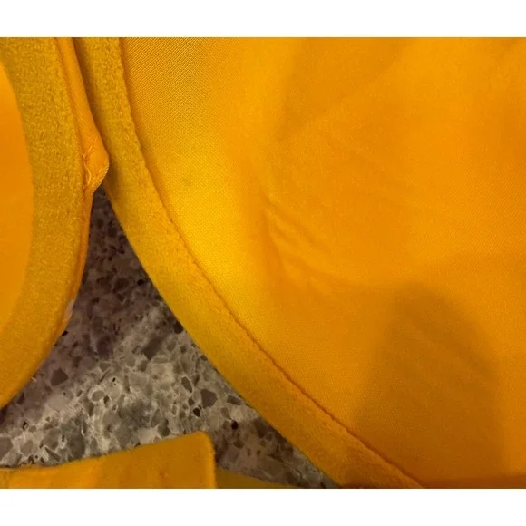 Cacique Flirty Yellow with White Polka Dots Lightly Lined T-Shirt Bra Size 40DDD - Picture 8 of 10